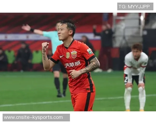 海港球员冯劲租借加盟大连英博租期至今年年底助力球队争夺佳绩 海港球员冯劲租借加盟大连英博租期至今年年底助力球队争夺佳绩